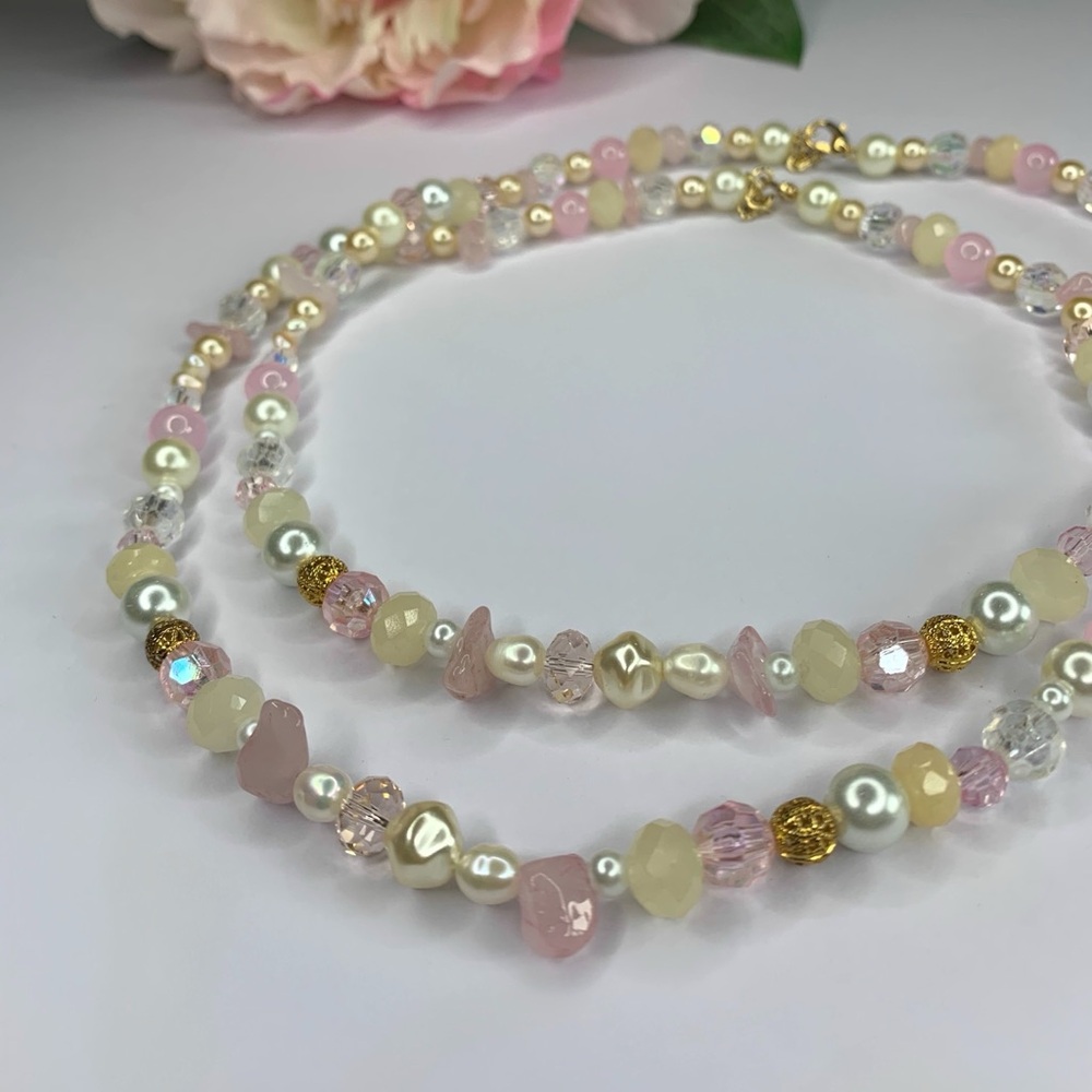 🇫🇷🌹 Riviera Rose - Handmade Elegant Pearl, Rose Quartz & beads necklace